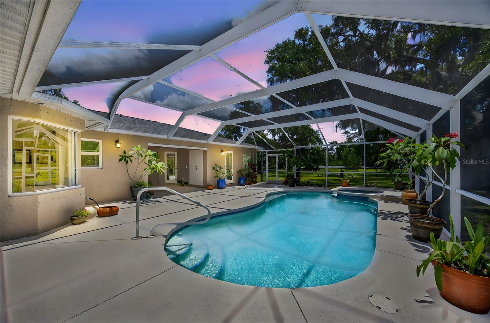 A4655381 Property Photo