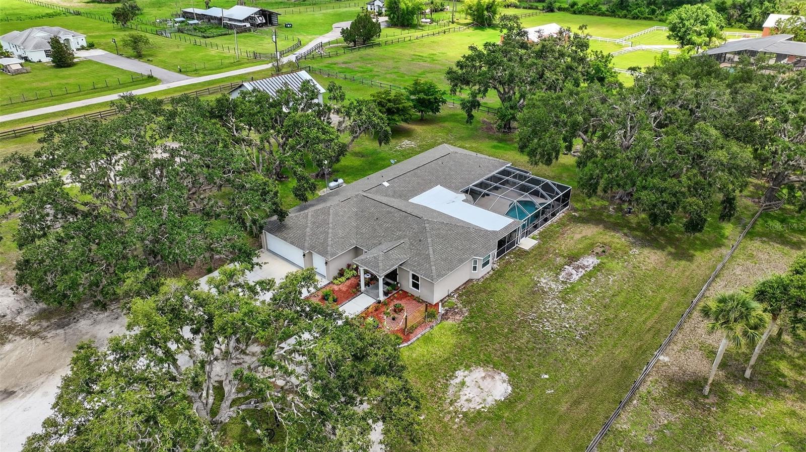 A4655381 Property Photo