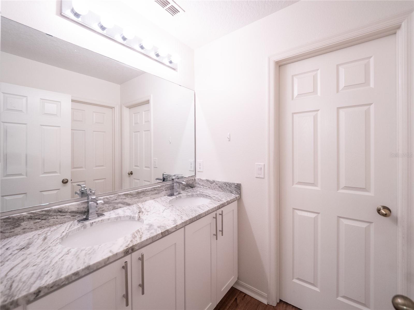 8330 LAINIE LN, ORLANDO, FL, 32818