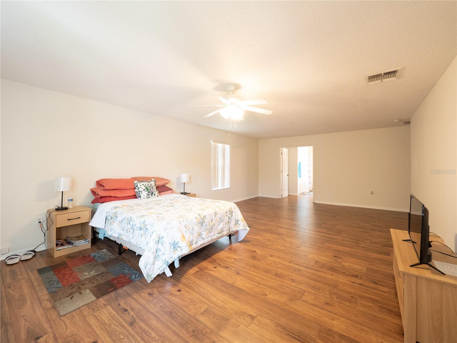 8330 LAINIE LN, ORLANDO, FL, 32818