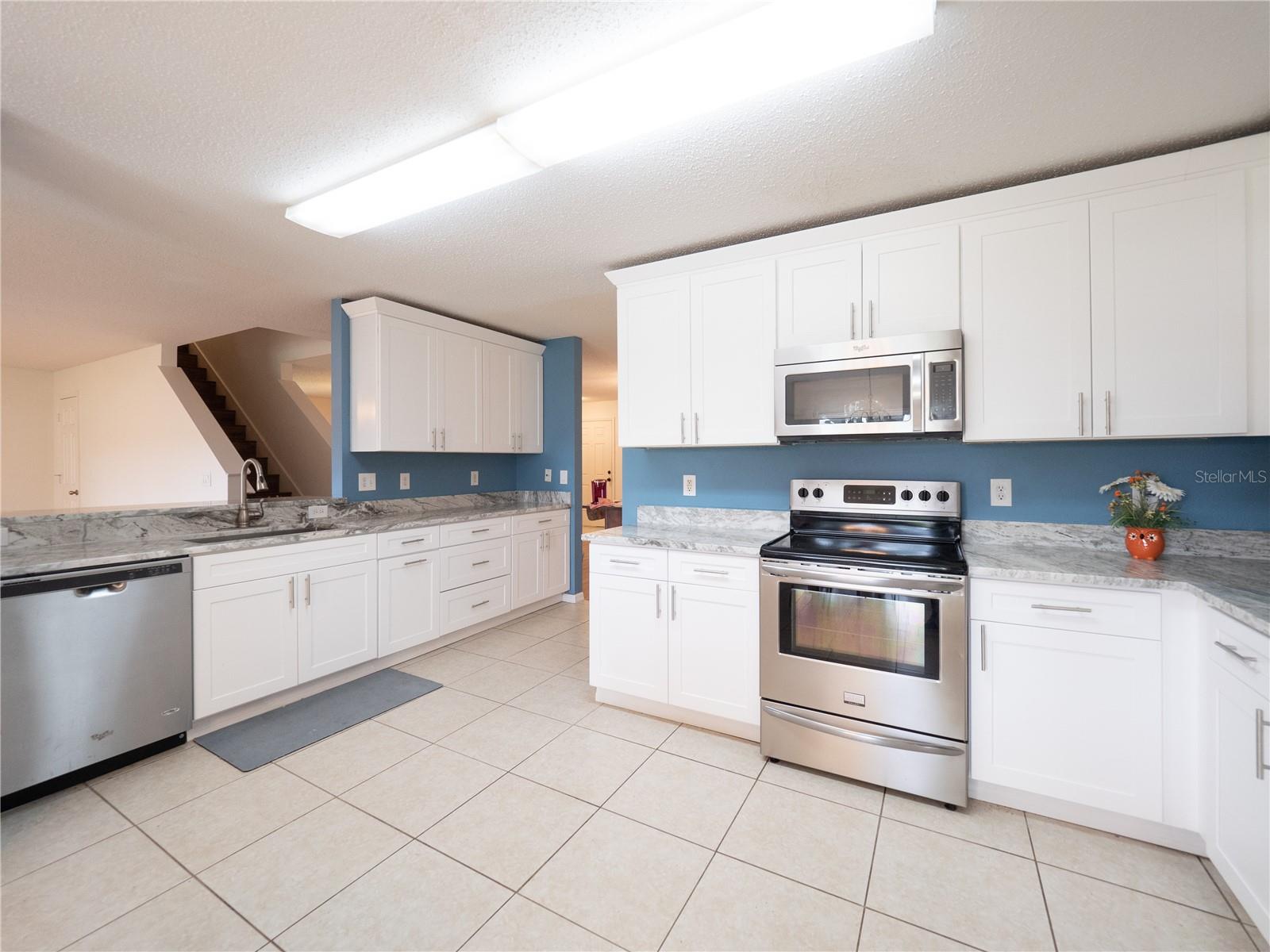 8330 LAINIE LN, ORLANDO, FL, 32818