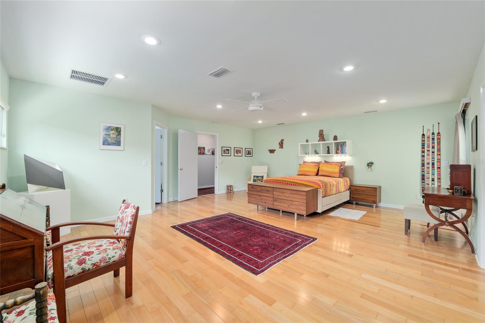 2281 NW 21ST PL, GAINESVILLE, FL, 32605