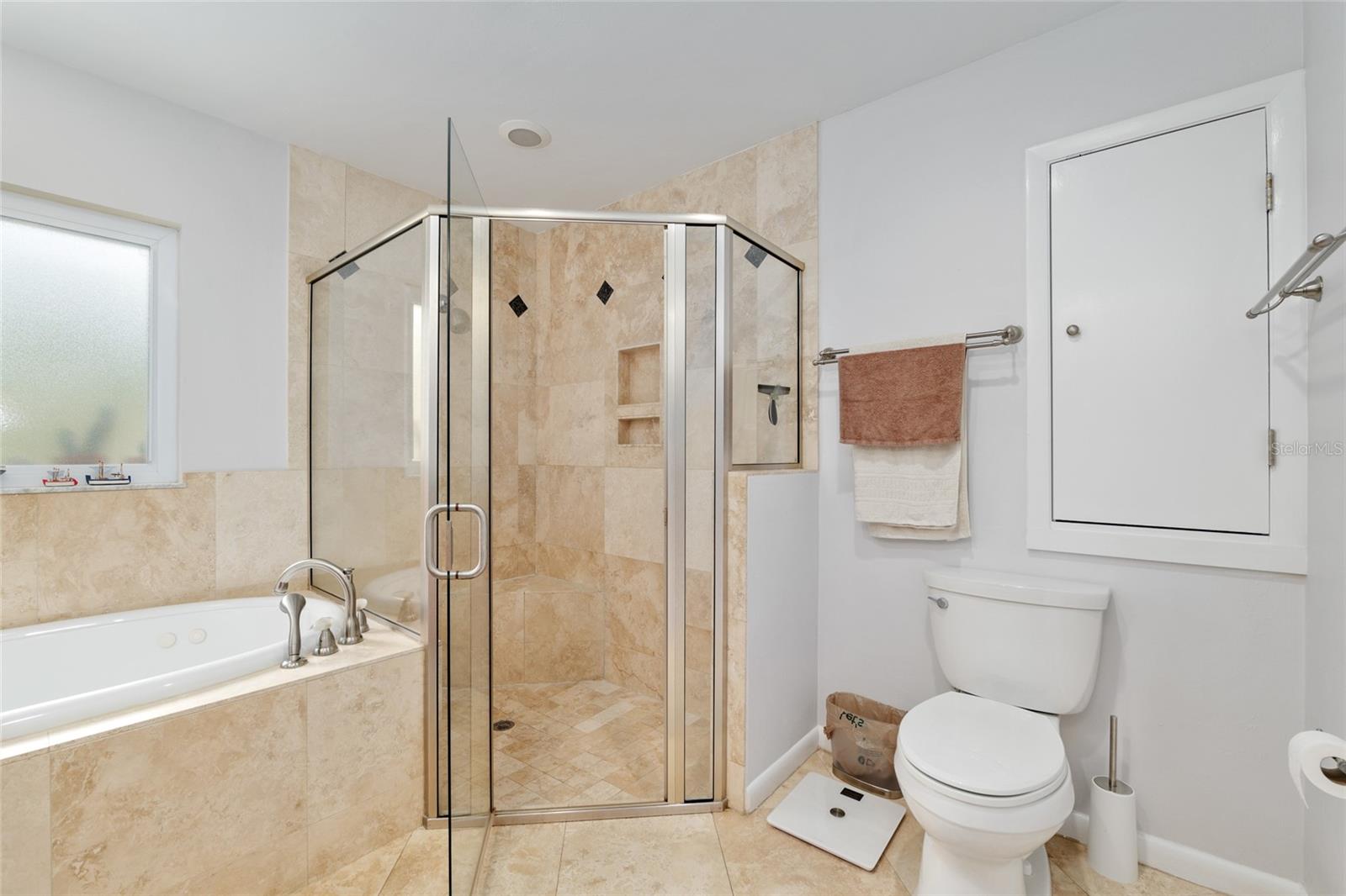 2281 NW 21ST PL, GAINESVILLE, FL, 32605