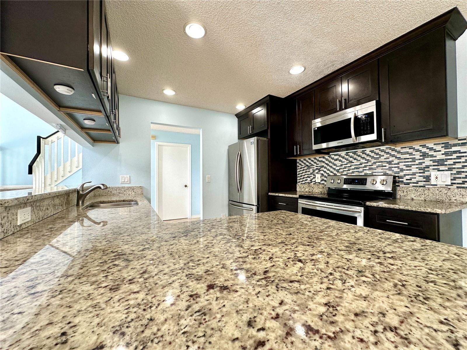 244 CORALWOOD CT, KISSIMMEE, FL, 34743