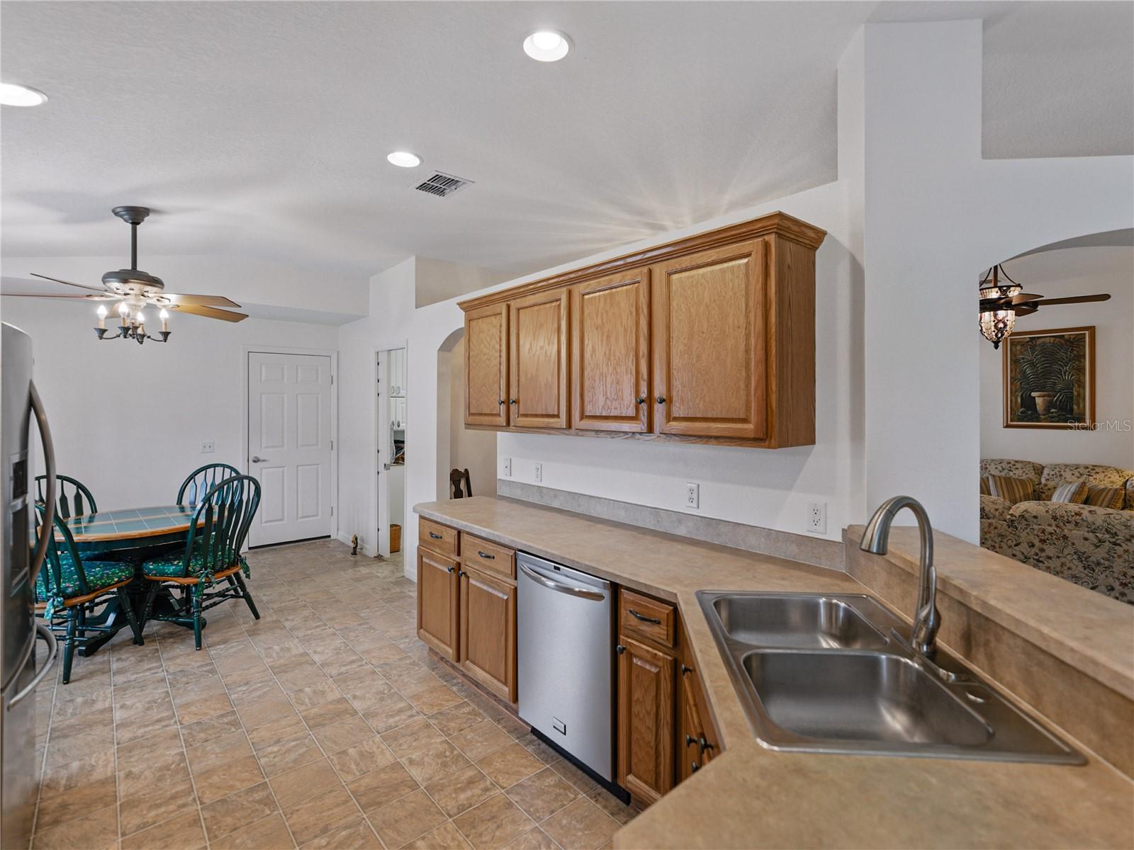 3427 WATERLUTE WAY, LAKELAND, FL, 33811