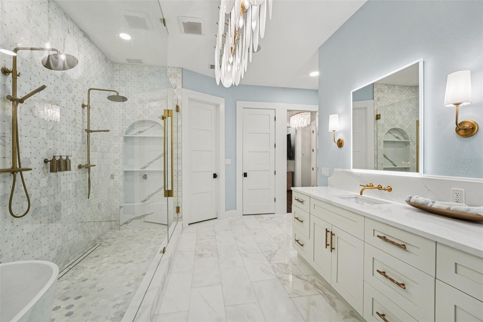 8410 KENAVIS PL, ODESSA, FL, 33556