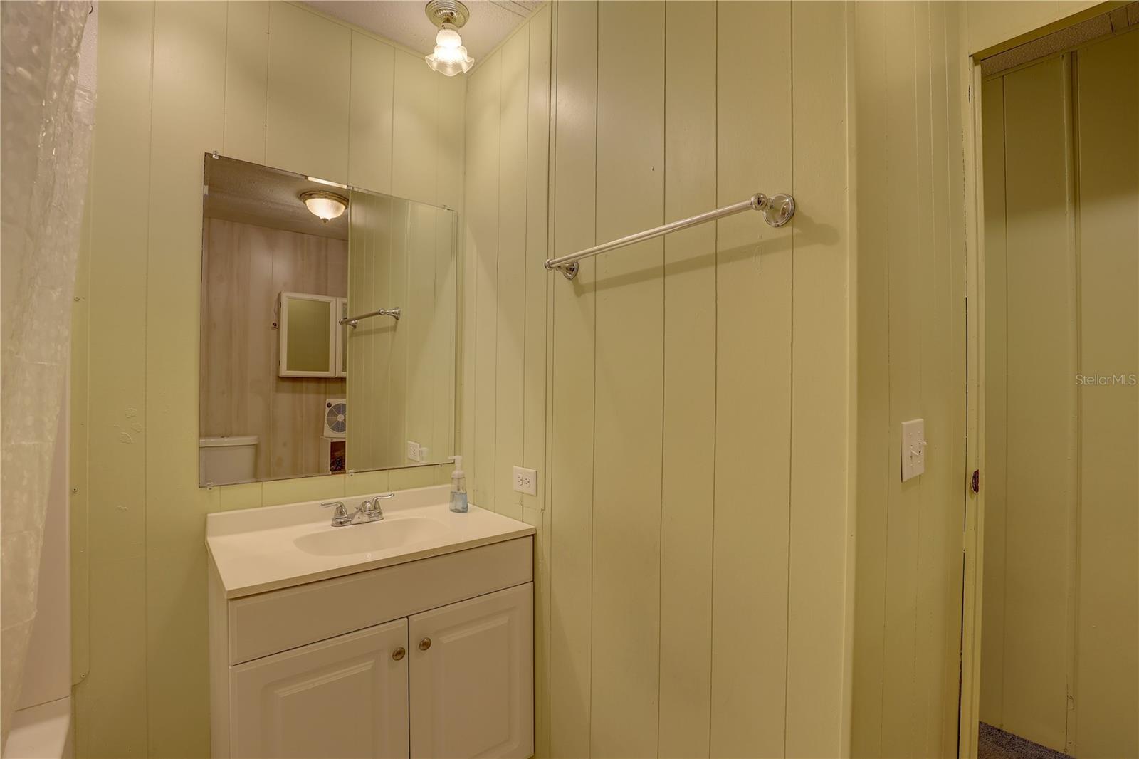 11006 SPIVEY RD, GIBSONTON, FL, 33534