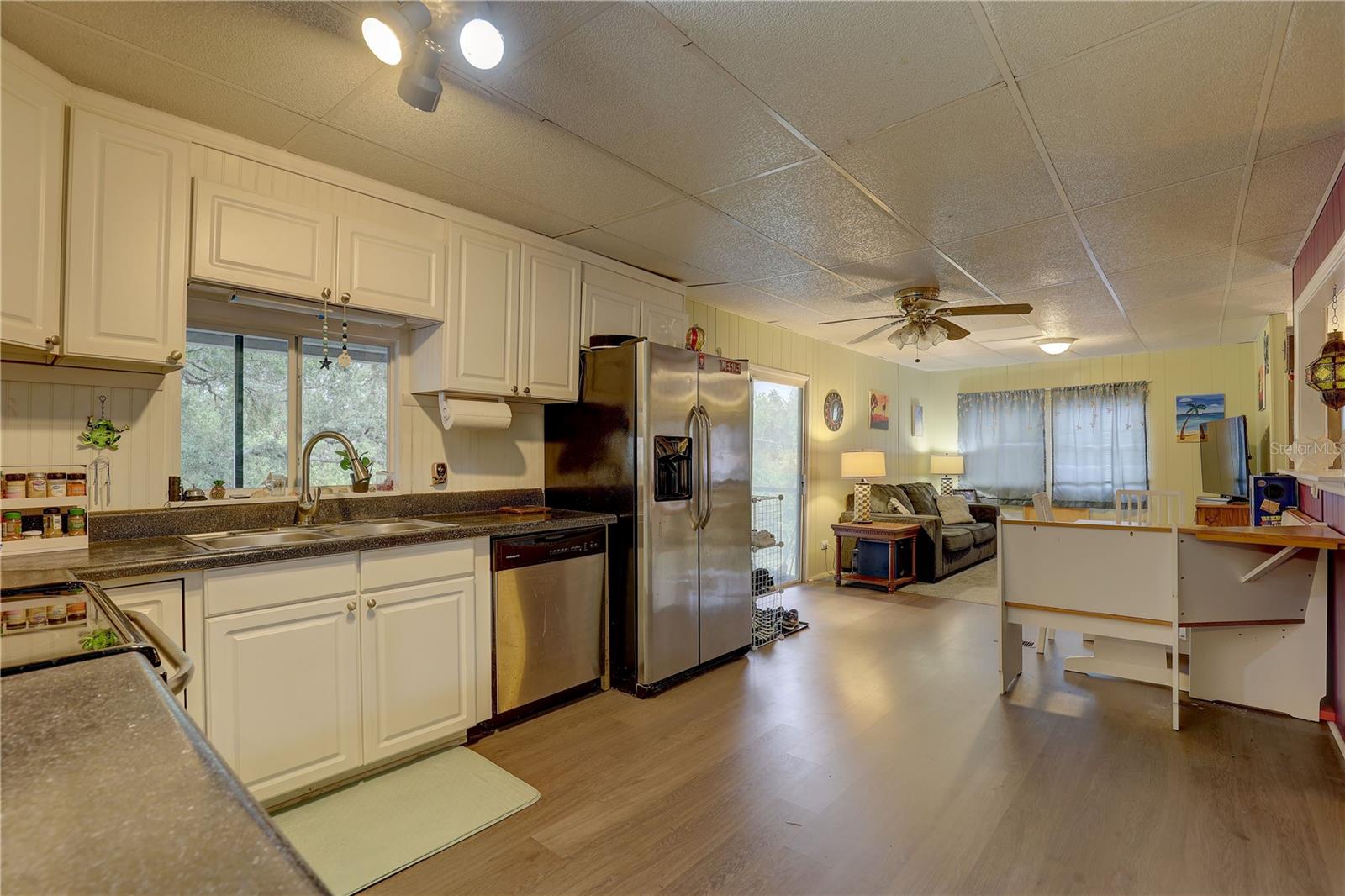 11006 SPIVEY RD, GIBSONTON, FL, 33534