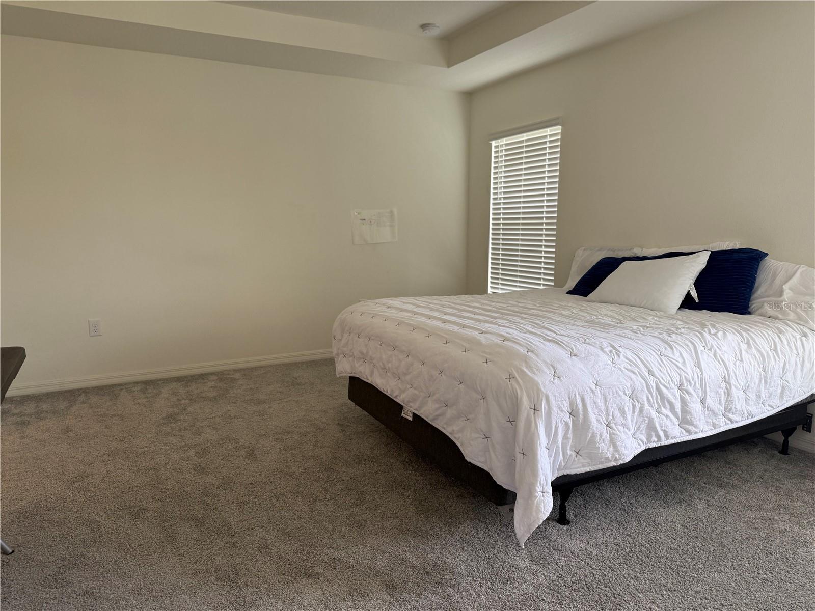 925 OVERPOOL AVE, DAVENPORT, FL, 33896