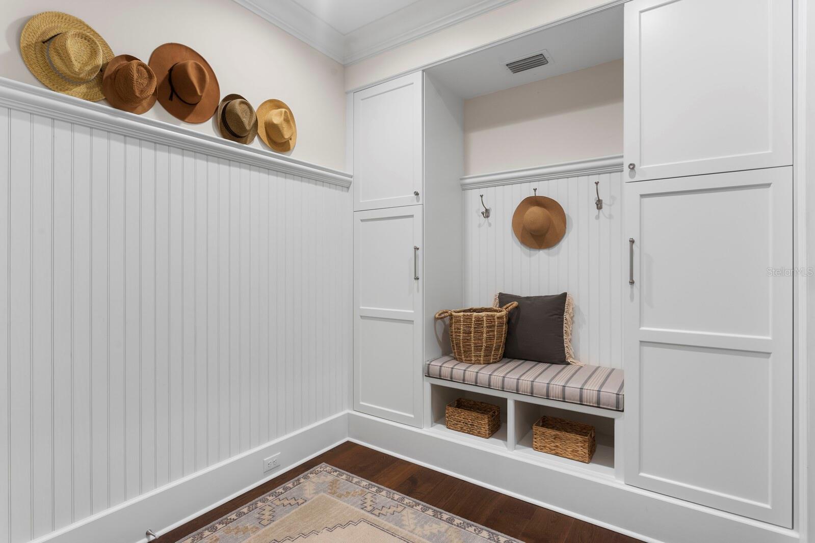 534 LADRONE AVE, TAMPA, FL, 33606