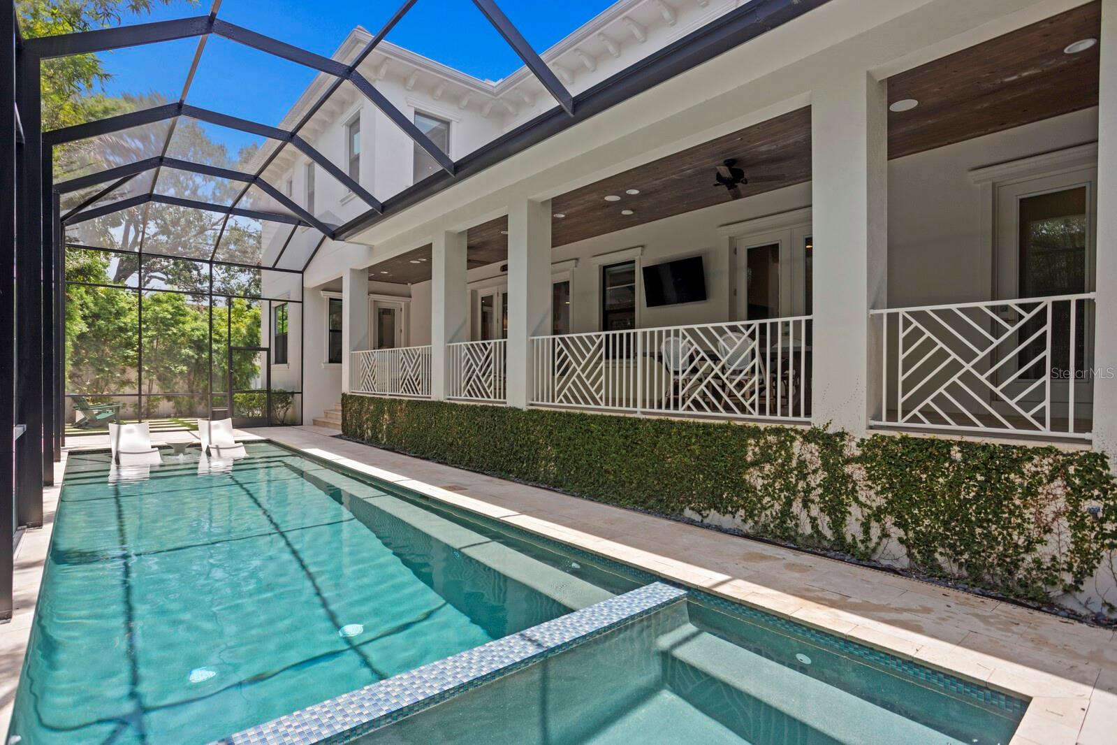 534 LADRONE AVE, TAMPA, FL, 33606