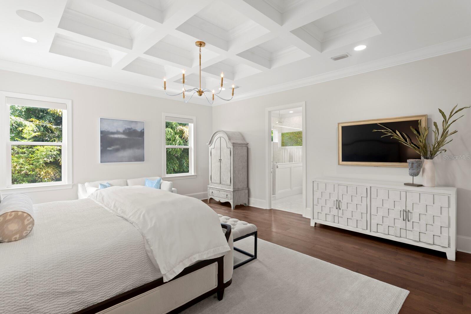 534 LADRONE AVE, TAMPA, FL, 33606