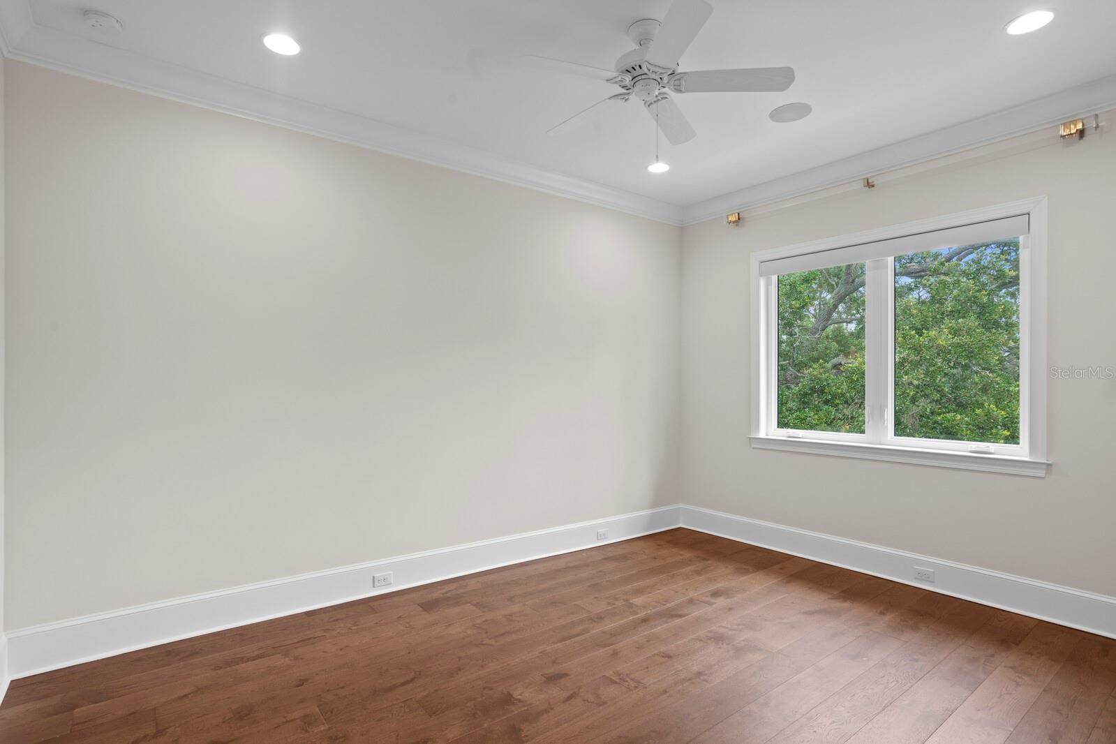 534 LADRONE AVE, TAMPA, FL, 33606