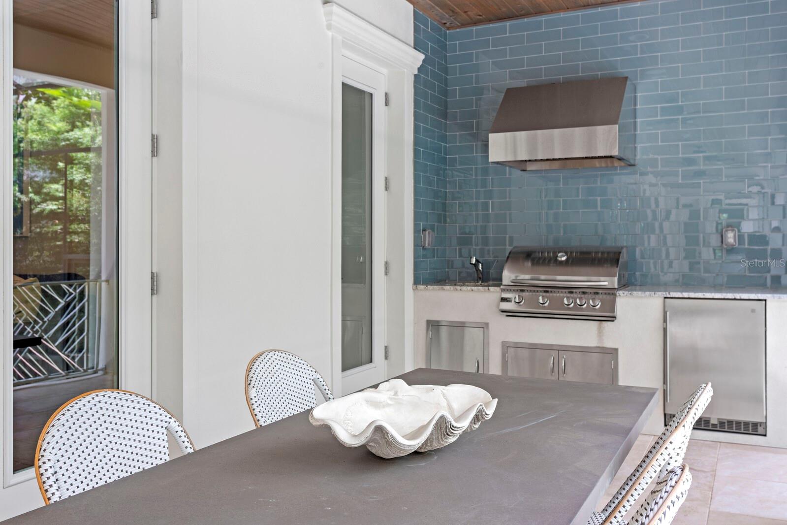 534 LADRONE AVE, TAMPA, FL, 33606