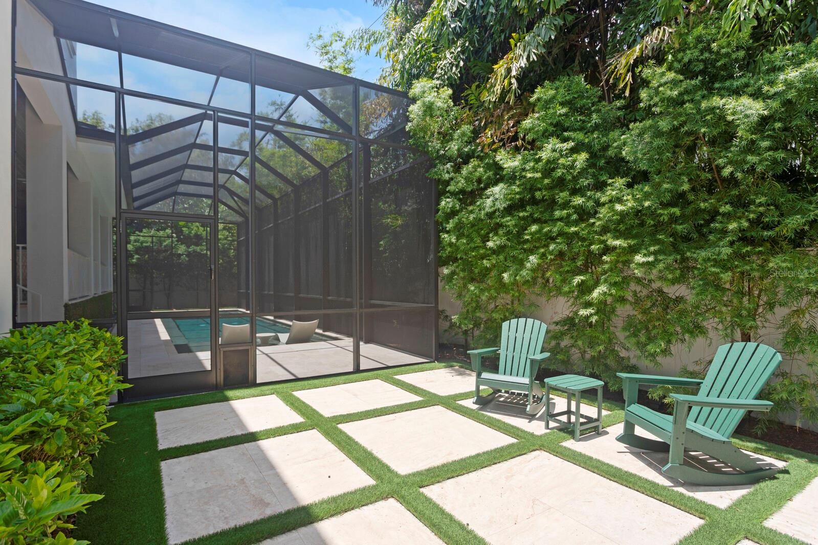 534 LADRONE AVE, TAMPA, FL, 33606