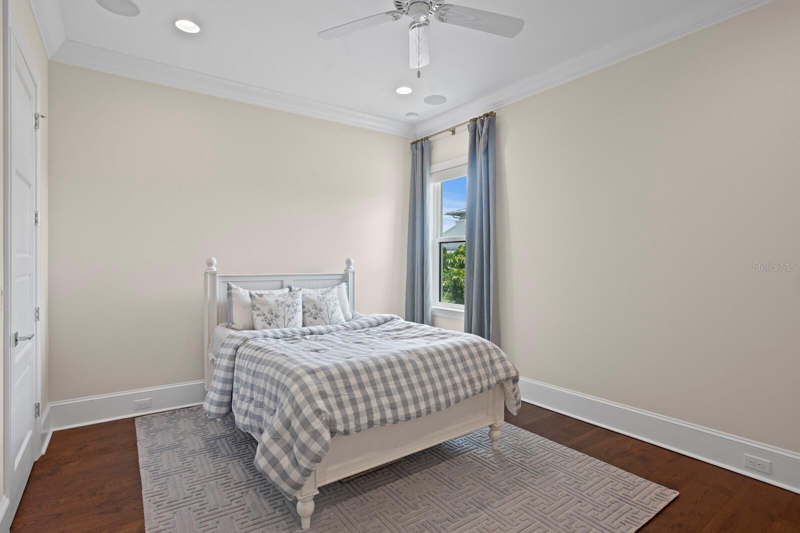 534 LADRONE AVE, TAMPA, FL, 33606