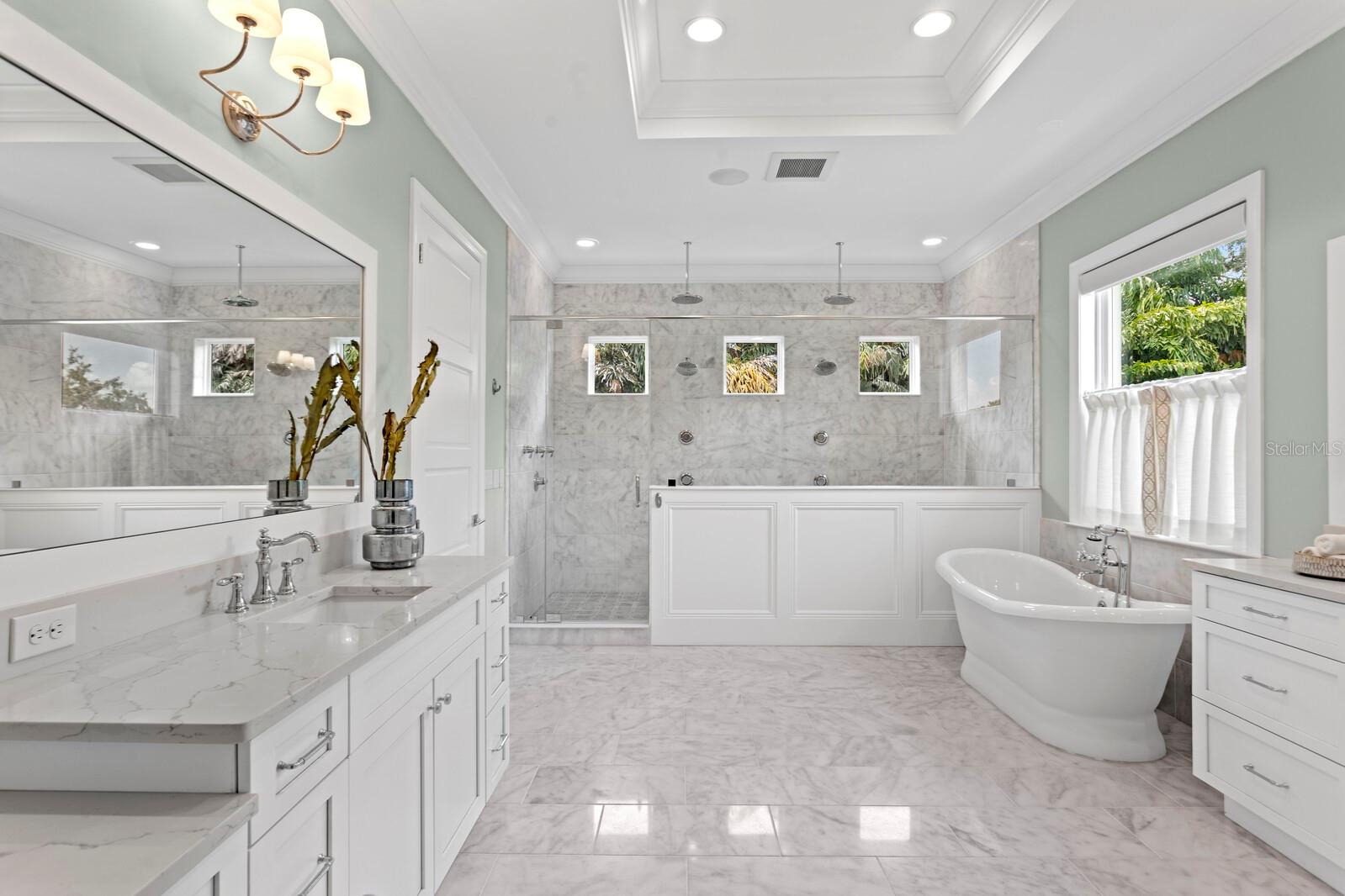 534 LADRONE AVE, TAMPA, FL, 33606