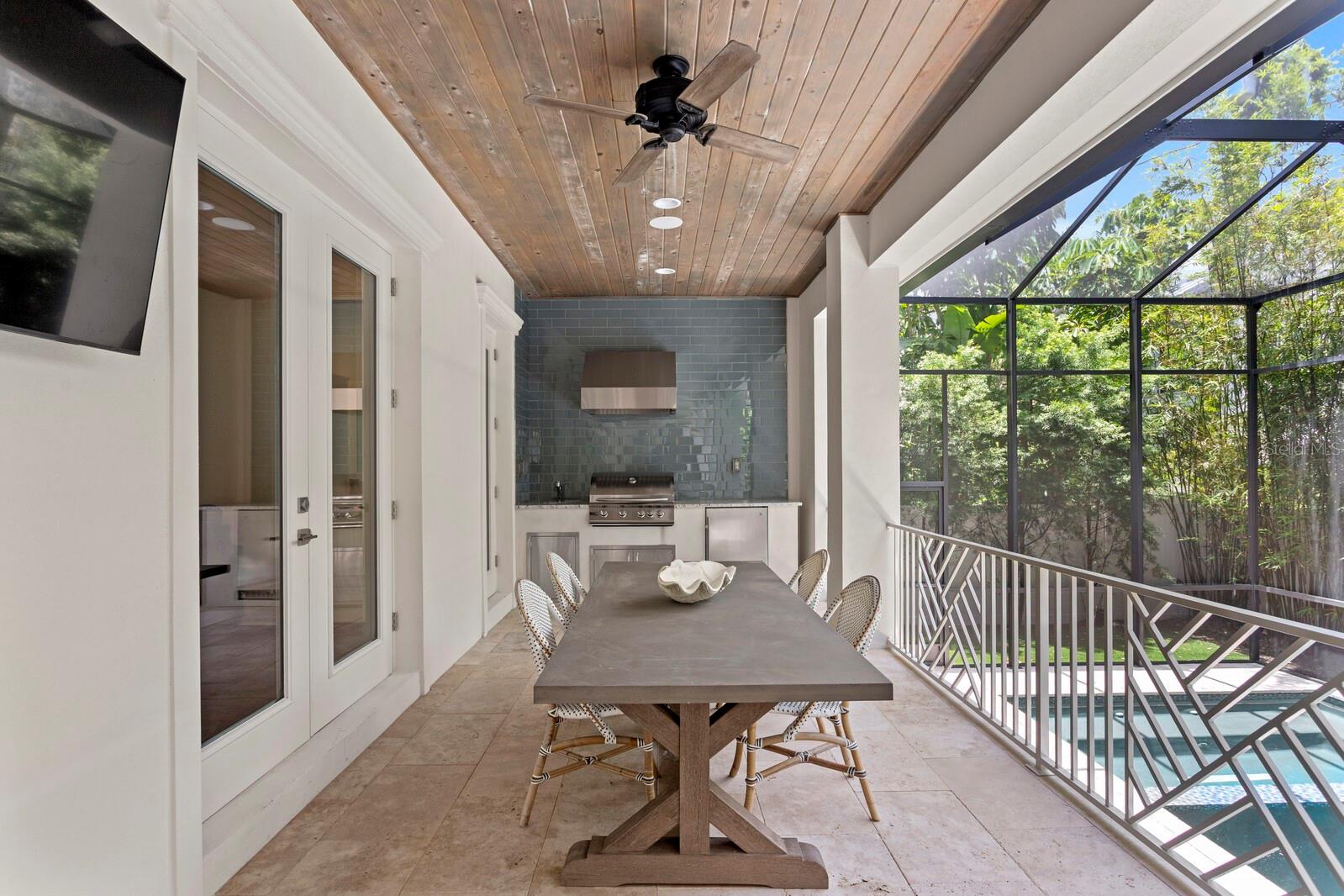 534 LADRONE AVE, TAMPA, FL, 33606