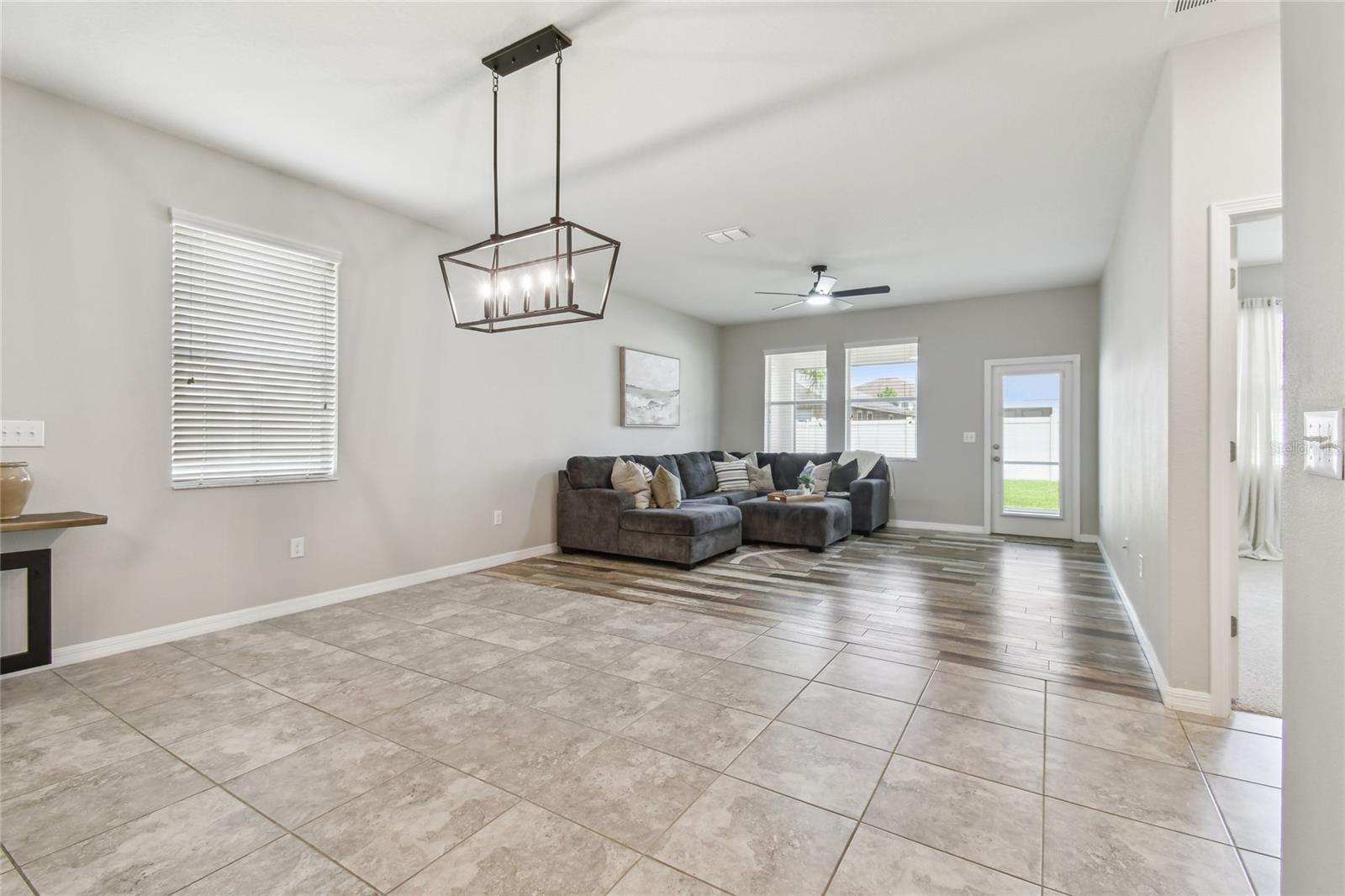 21284 SOUTHERN CHARM DR, LAND O LAKES, FL, 34637