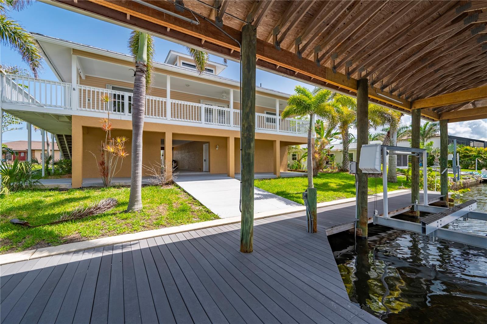 24261 CAPTAIN KIDD BLVD, PUNTA GORDA, FL, 33955