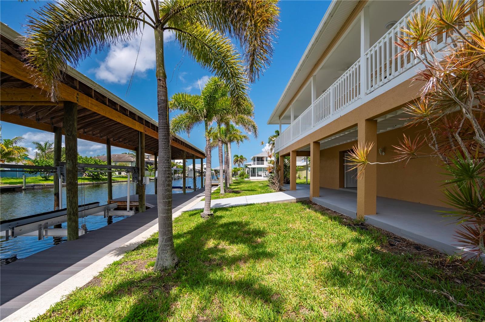 24261 CAPTAIN KIDD BLVD, PUNTA GORDA, FL, 33955