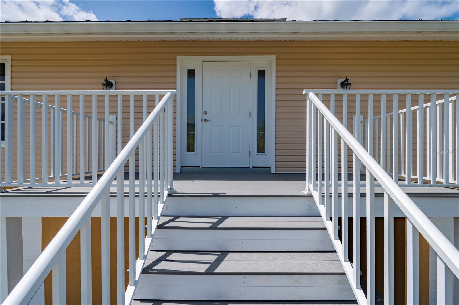 24261 CAPTAIN KIDD BLVD, PUNTA GORDA, FL, 33955