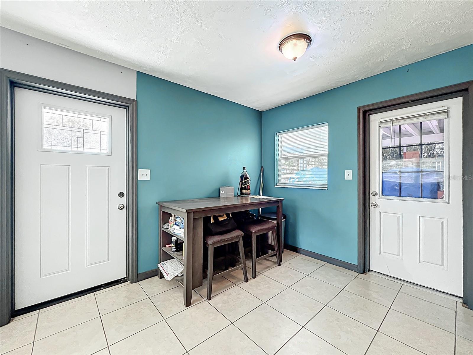 326 N LANCELOT AVE, ORLANDO, FL, 32835