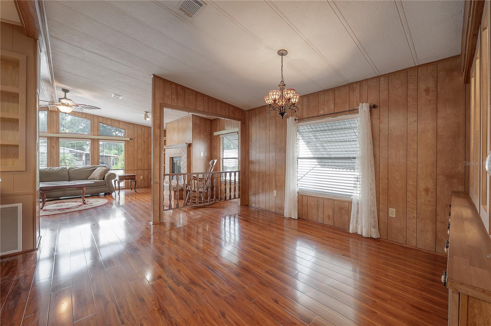 8917 FOX TRL, TAMPA, FL, 33626