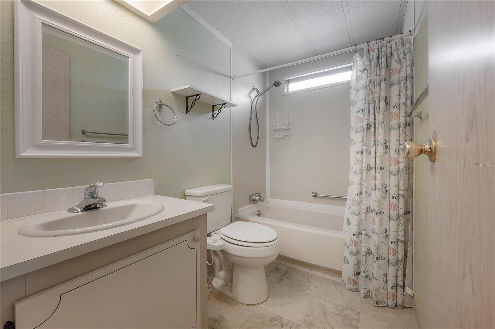 8917 FOX TRL, TAMPA, FL, 33626