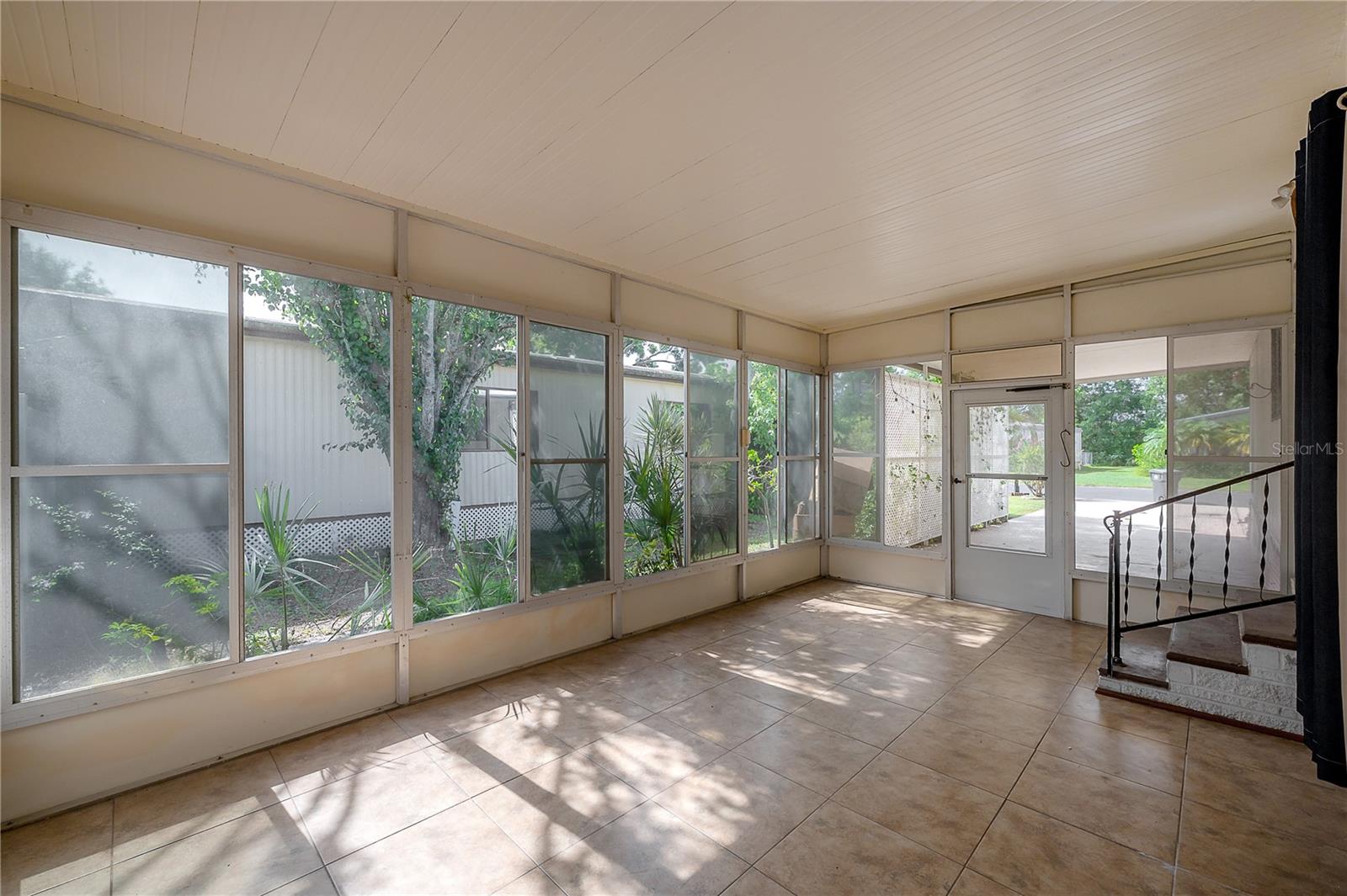 8917 FOX TRL, TAMPA, FL, 33626