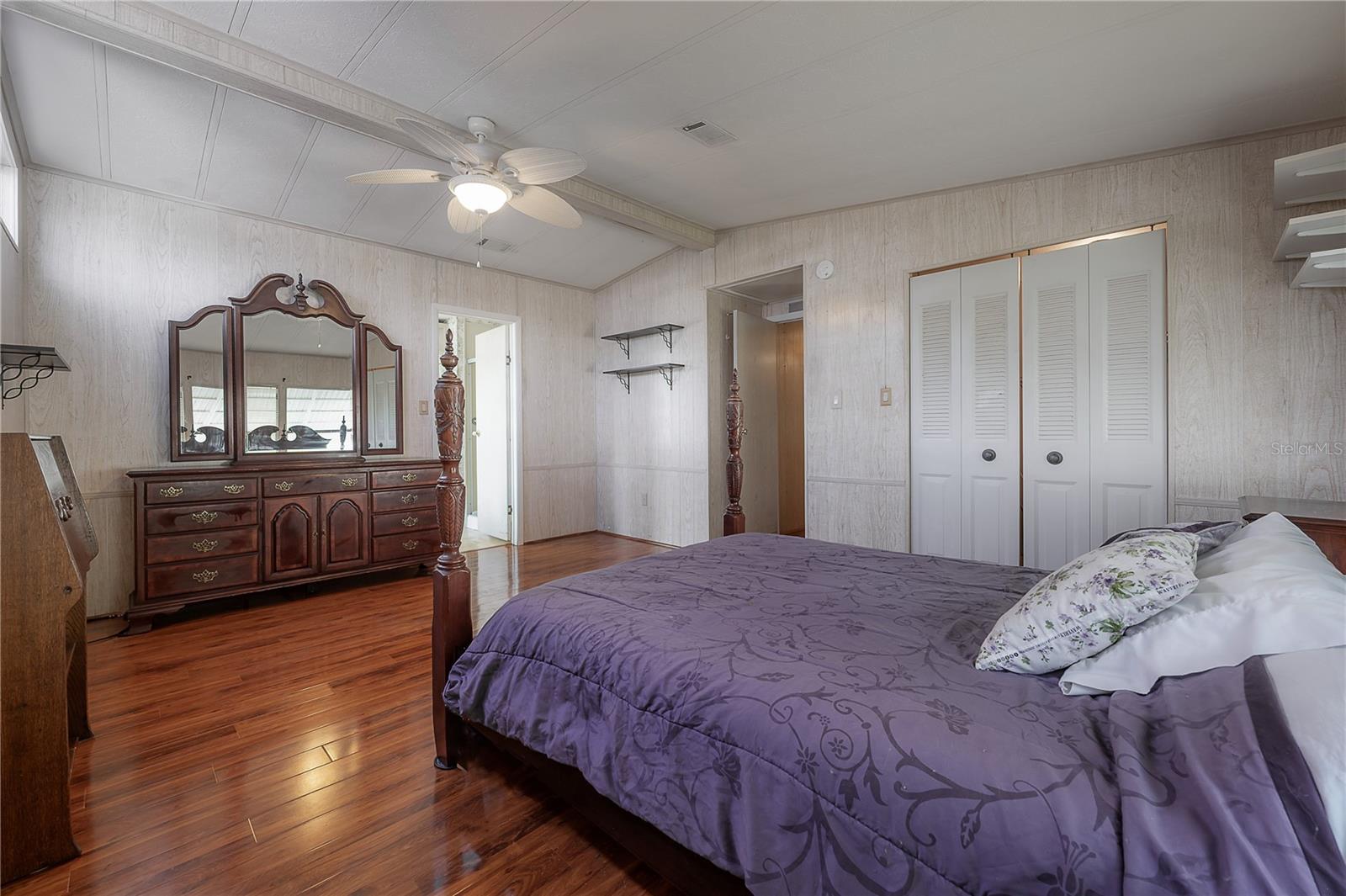 8917 FOX TRL, TAMPA, FL, 33626