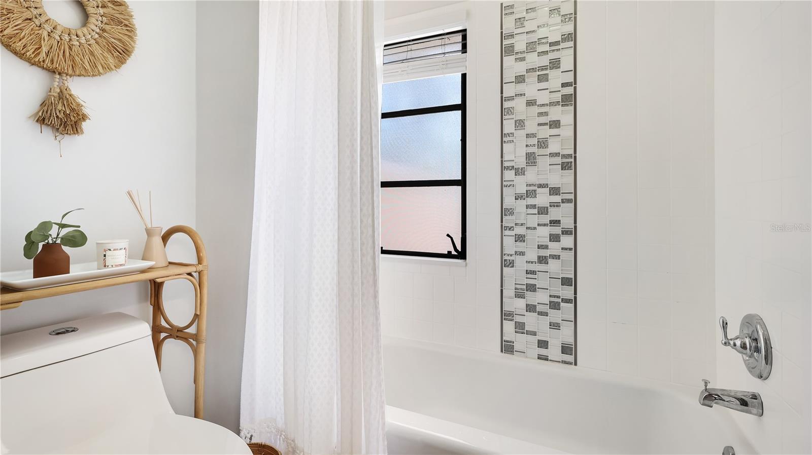 A4655461 Property Photo