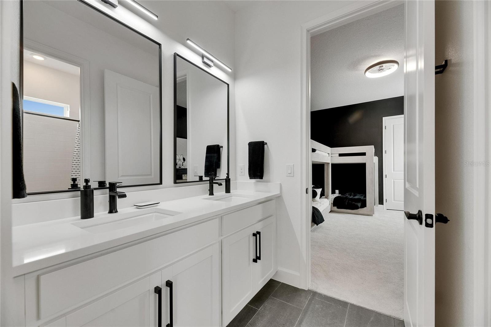 978 SIGNET DR, APOLLO BEACH, FL, 33572