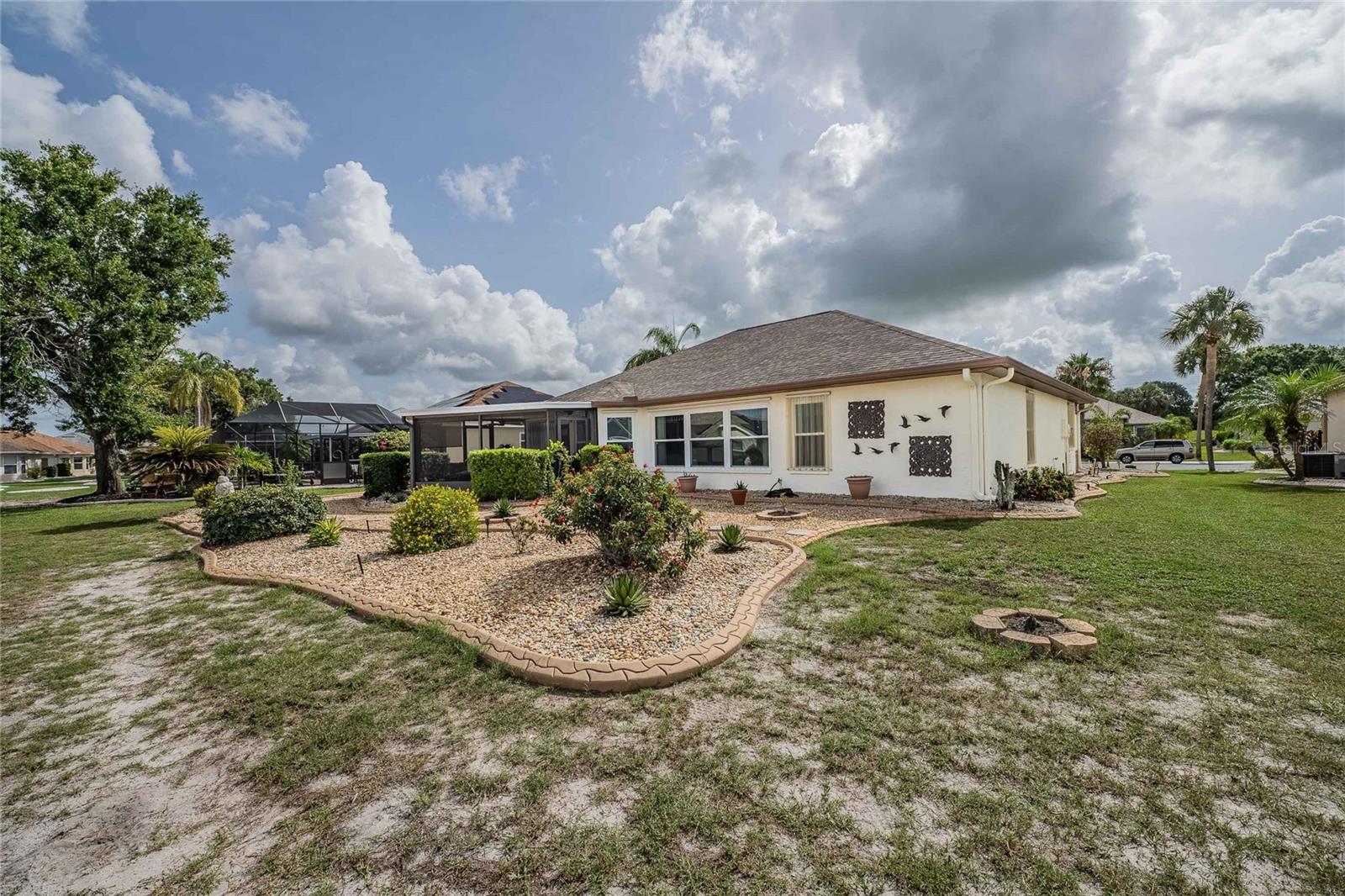 2024 E DEL WEBB BLVD, SUN CITY CENTER, FL, 33573