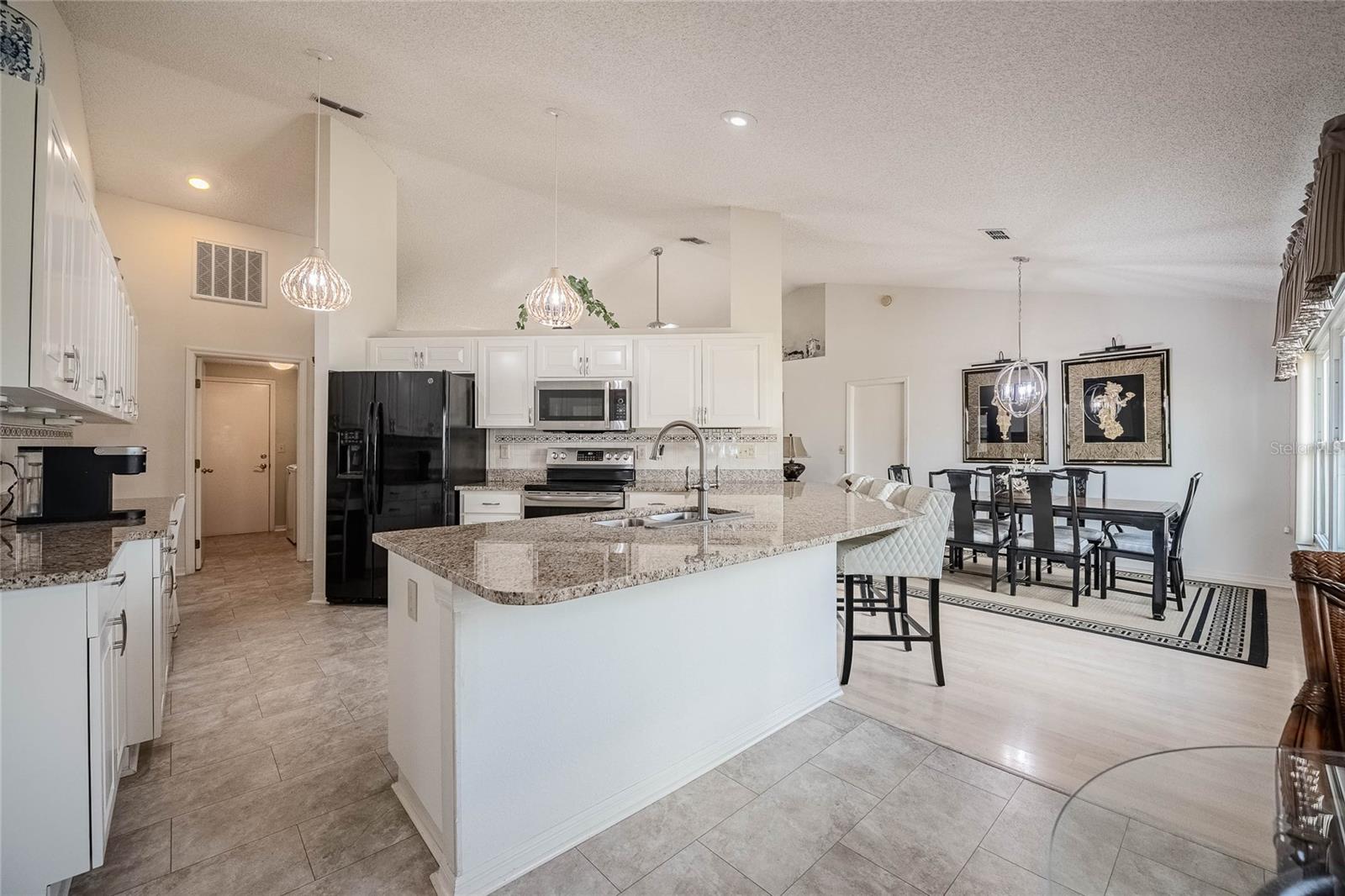 2024 E DEL WEBB BLVD, SUN CITY CENTER, FL, 33573