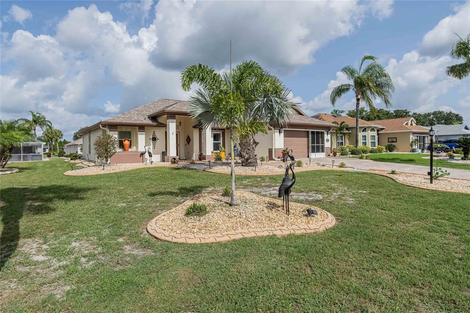 2024 E DEL WEBB BLVD, SUN CITY CENTER, FL, 33573