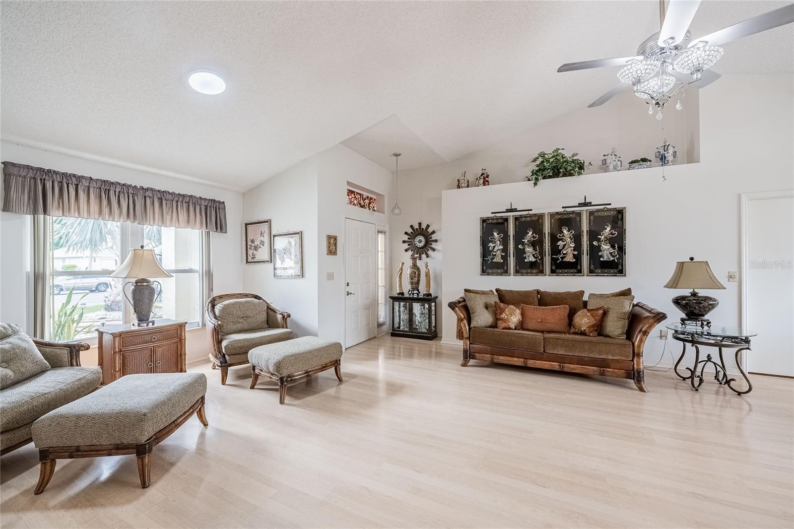 2024 E DEL WEBB BLVD, SUN CITY CENTER, FL, 33573