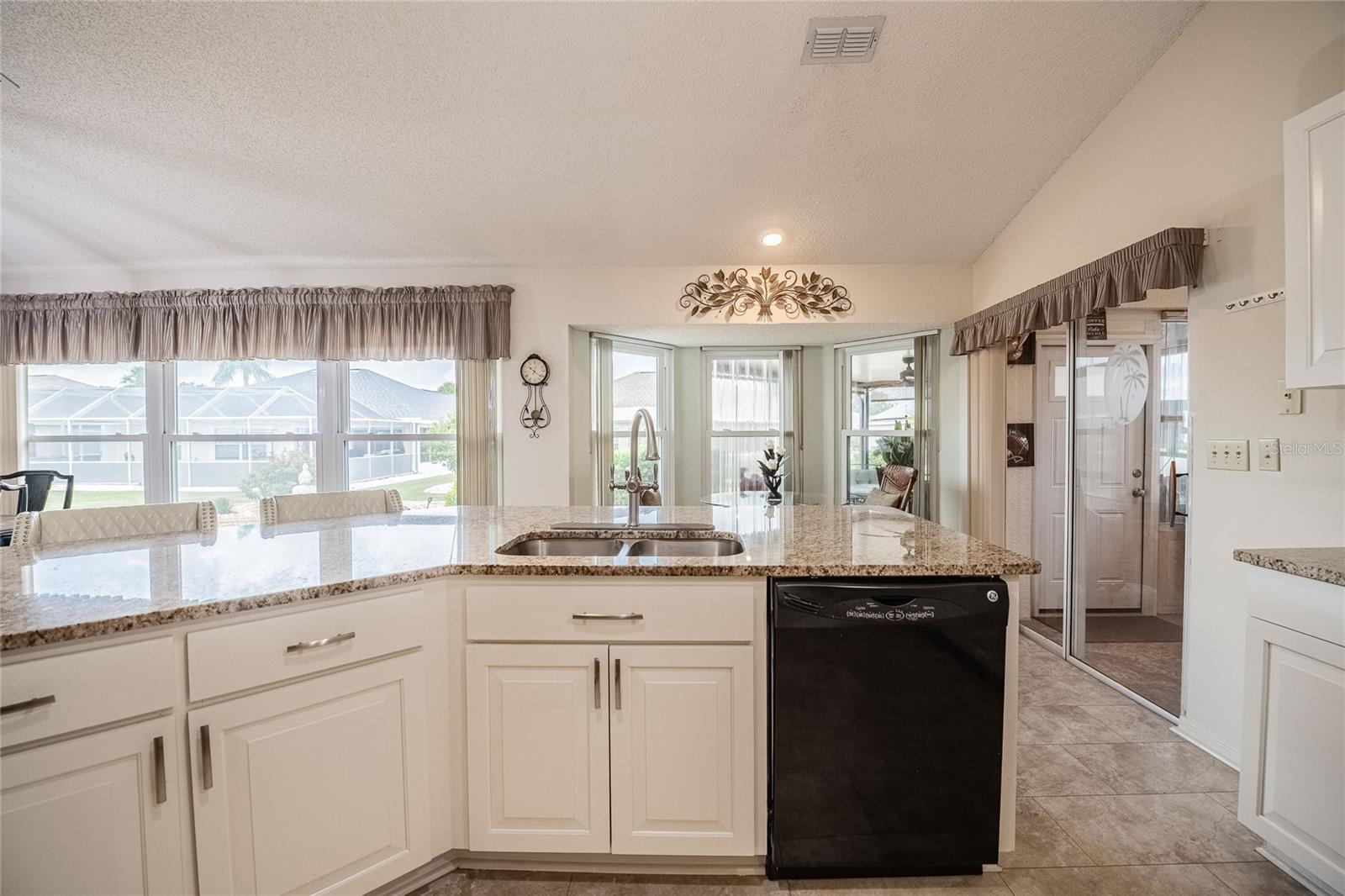 2024 E DEL WEBB BLVD, SUN CITY CENTER, FL, 33573