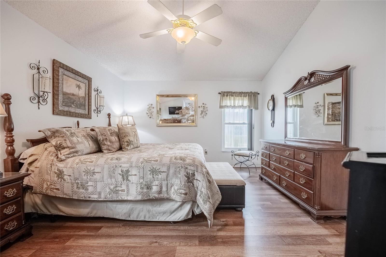 2024 E DEL WEBB BLVD, SUN CITY CENTER, FL, 33573