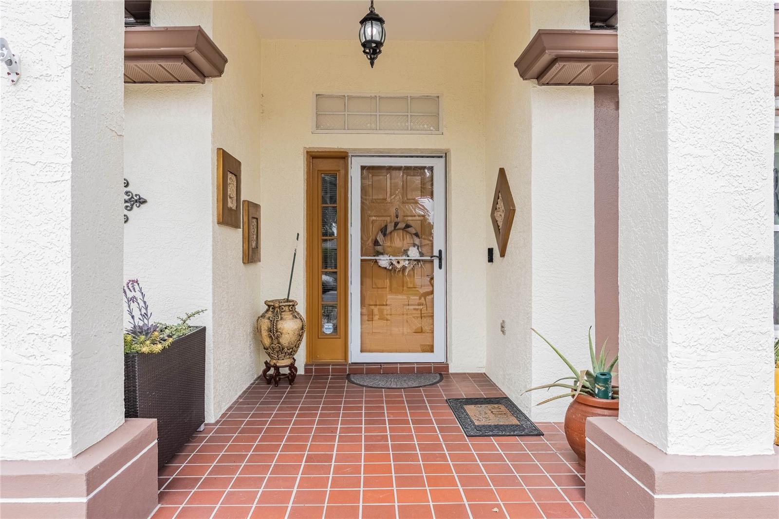 2024 E DEL WEBB BLVD, SUN CITY CENTER, FL, 33573