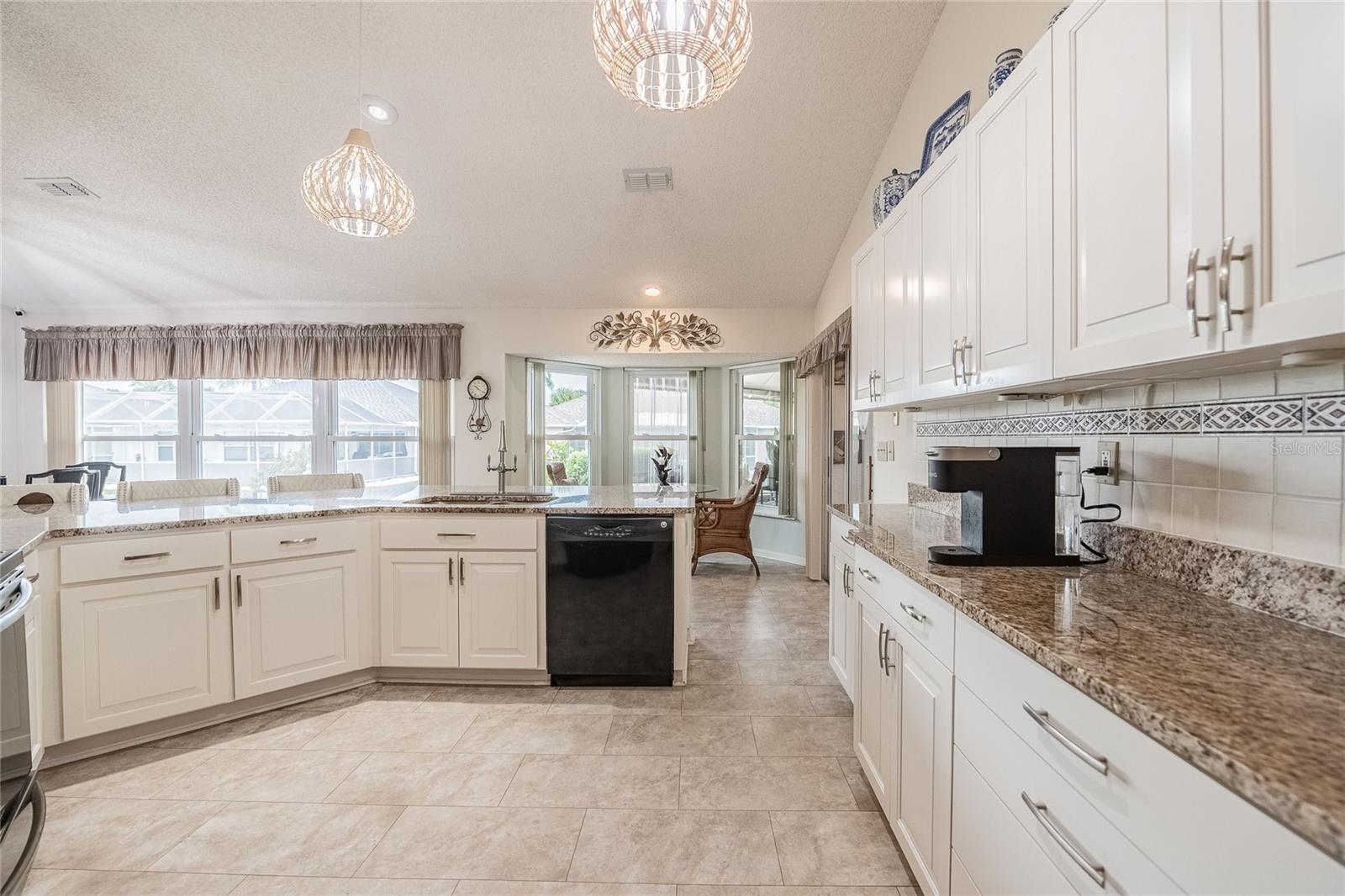 2024 E DEL WEBB BLVD, SUN CITY CENTER, FL, 33573