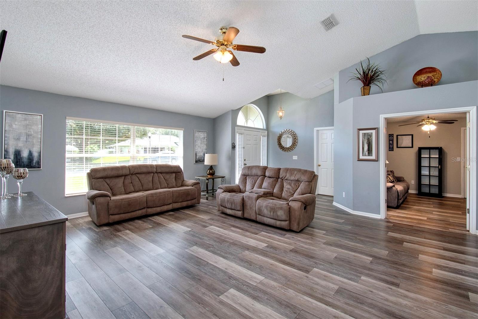 1132 HILL MOUNT DR, MINNEOLA, FL, 34715