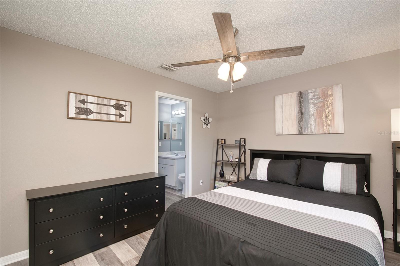 1132 HILL MOUNT DR, MINNEOLA, FL, 34715