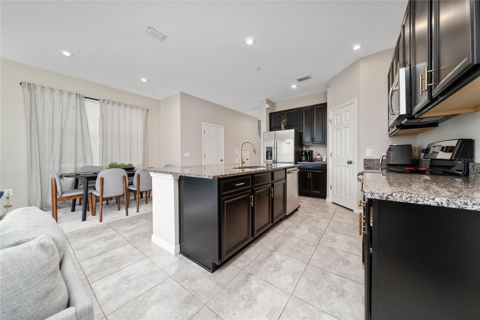 10849 WYNE TREE CT, ORLANDO, FL, 32824