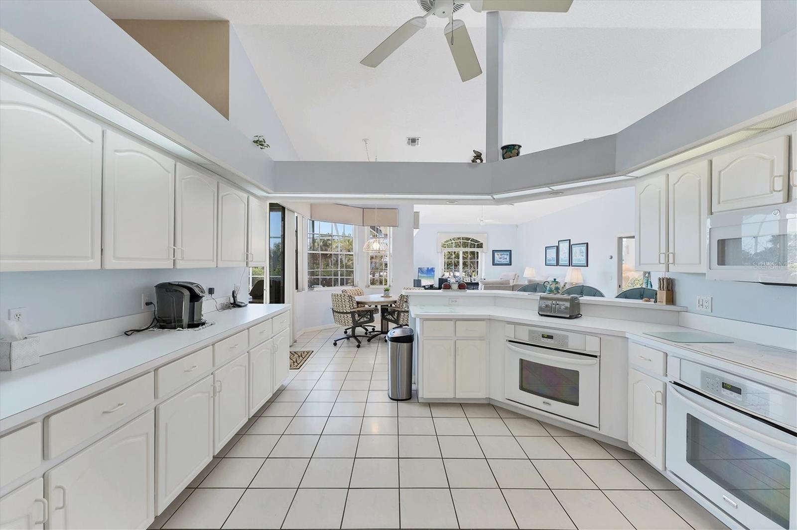 285 SPANIARDS RD, PLACIDA, FL, 33946