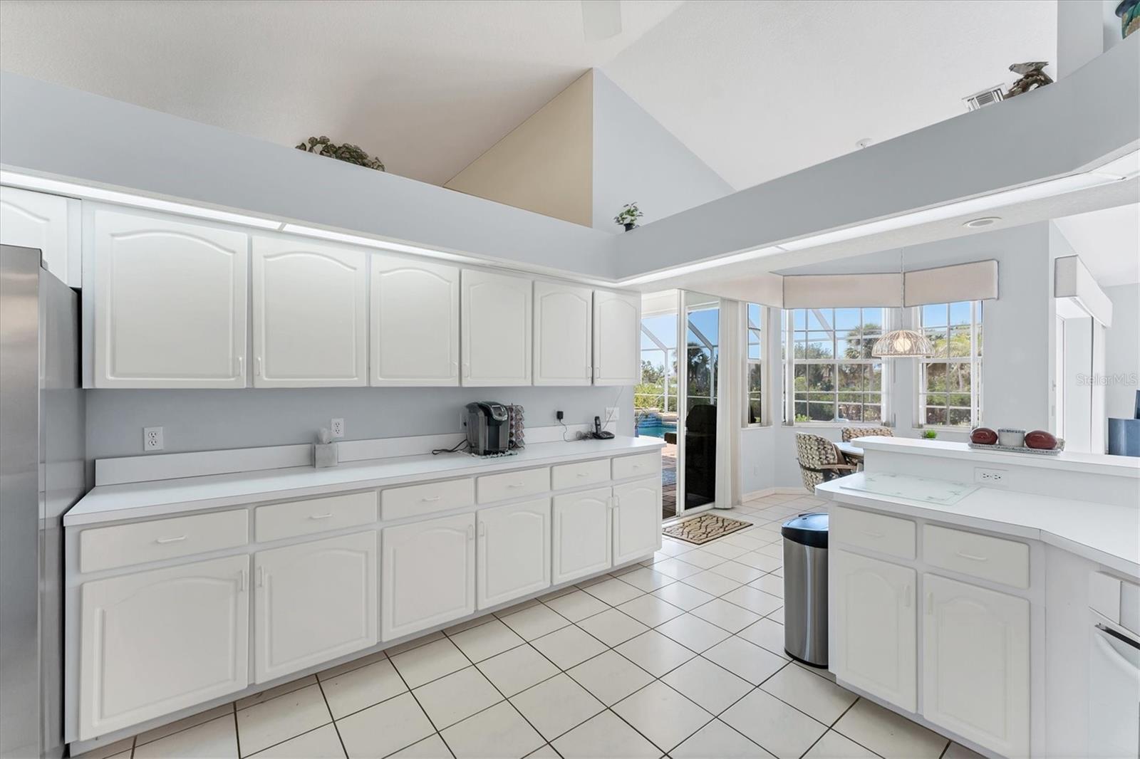 285 SPANIARDS RD, PLACIDA, FL, 33946