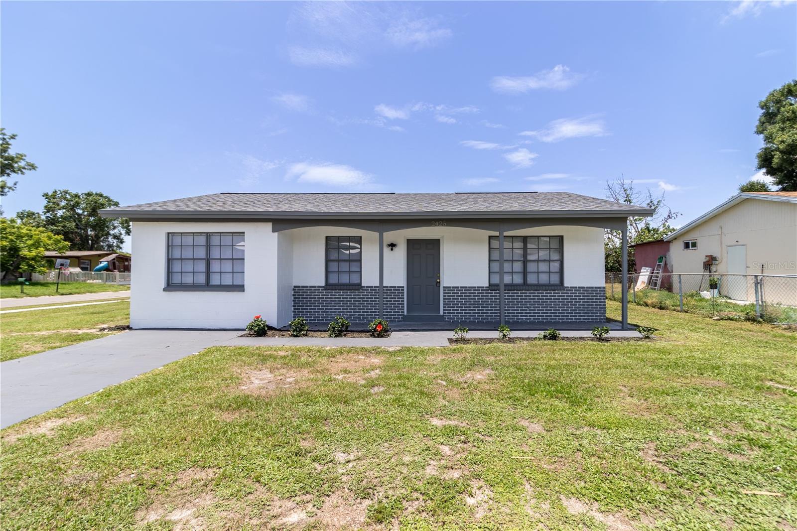 2425 WISHING WELL CIR, TAMPA, FL, 33619