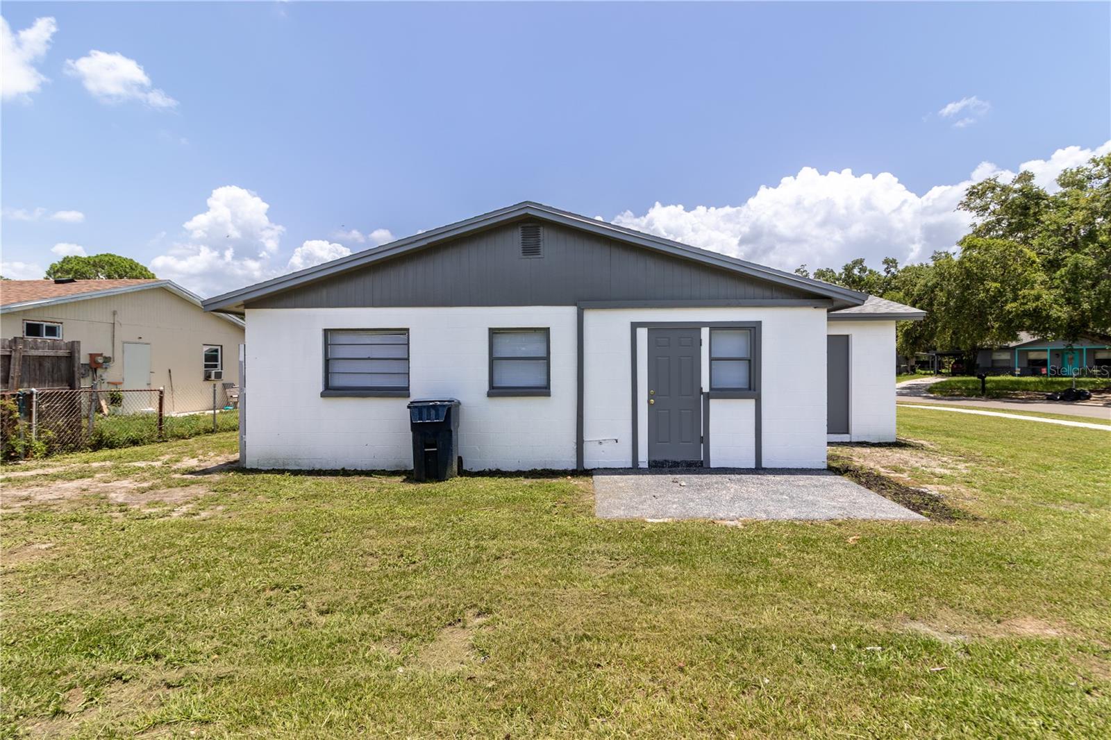 2425 WISHING WELL CIR, TAMPA, FL, 33619