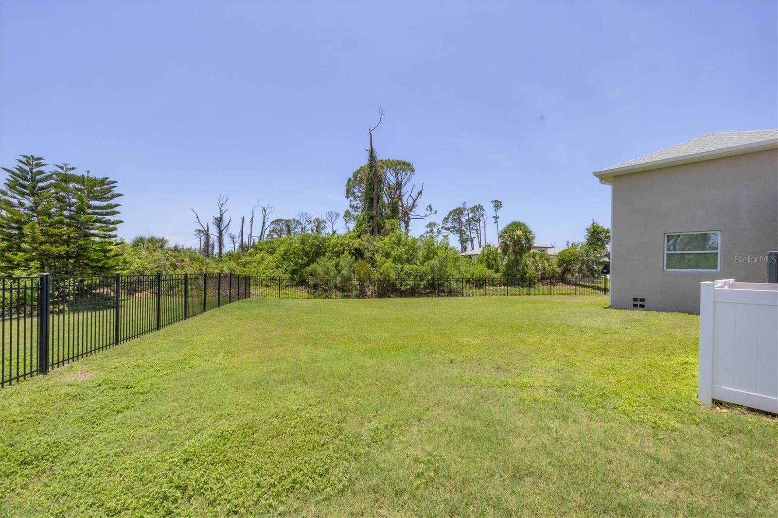 124 CUTLASS DR, ROTONDA WEST, FL, 33947