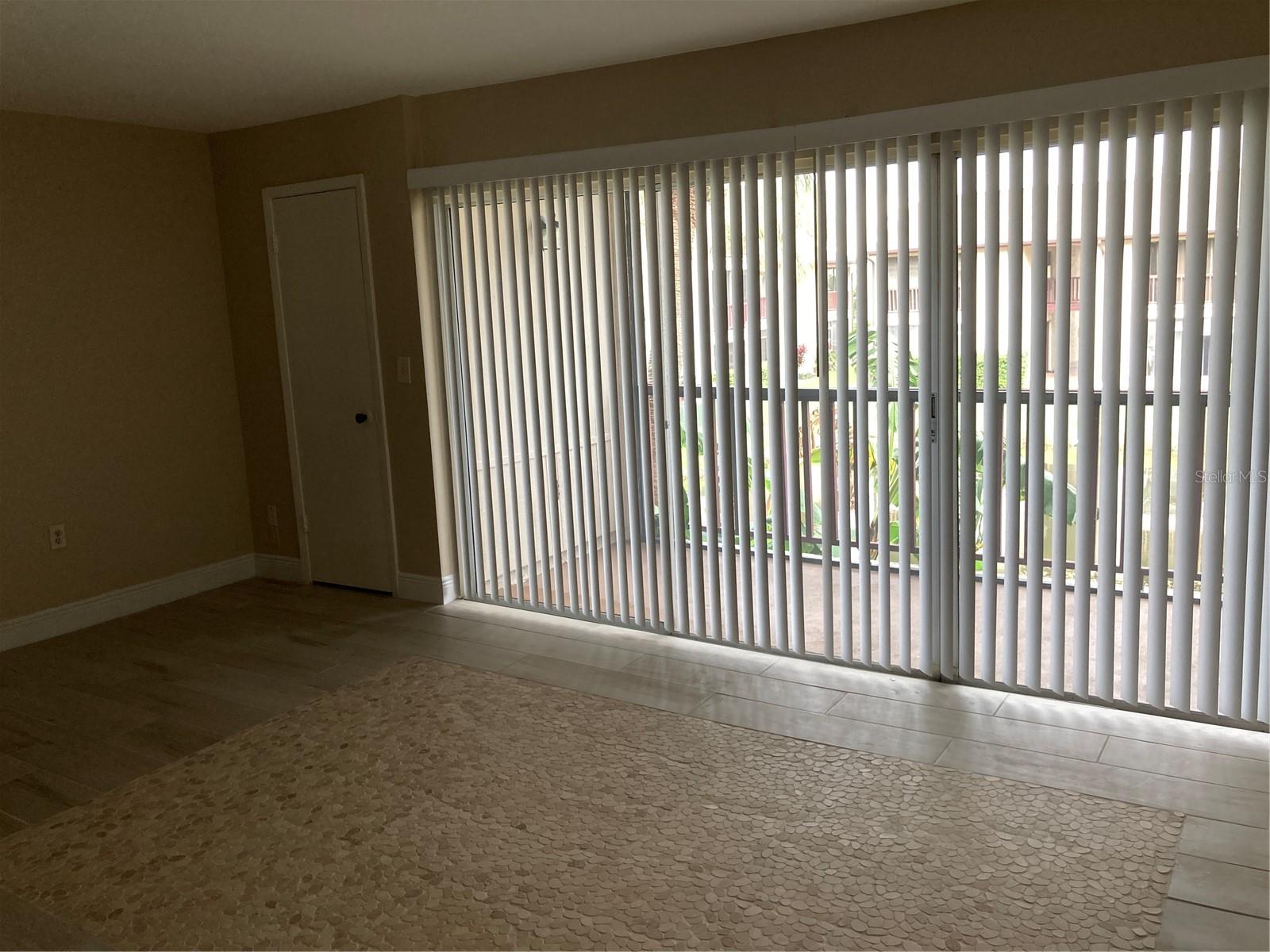 3840 N LAKE DR #126, TAMPA, FL, 33614